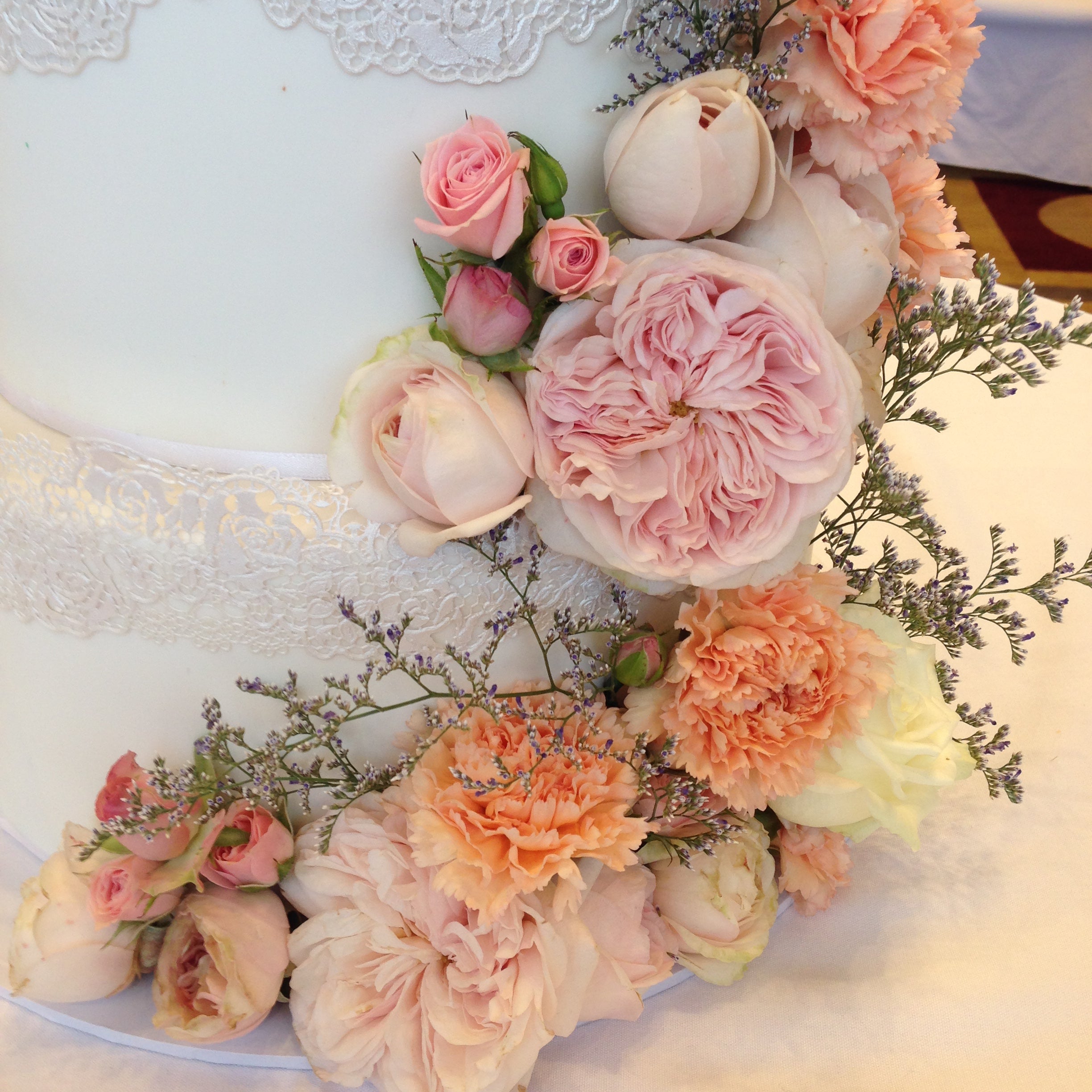 Cake flowers for weddings Studio Green Melbourne florist Floral Cake Topper