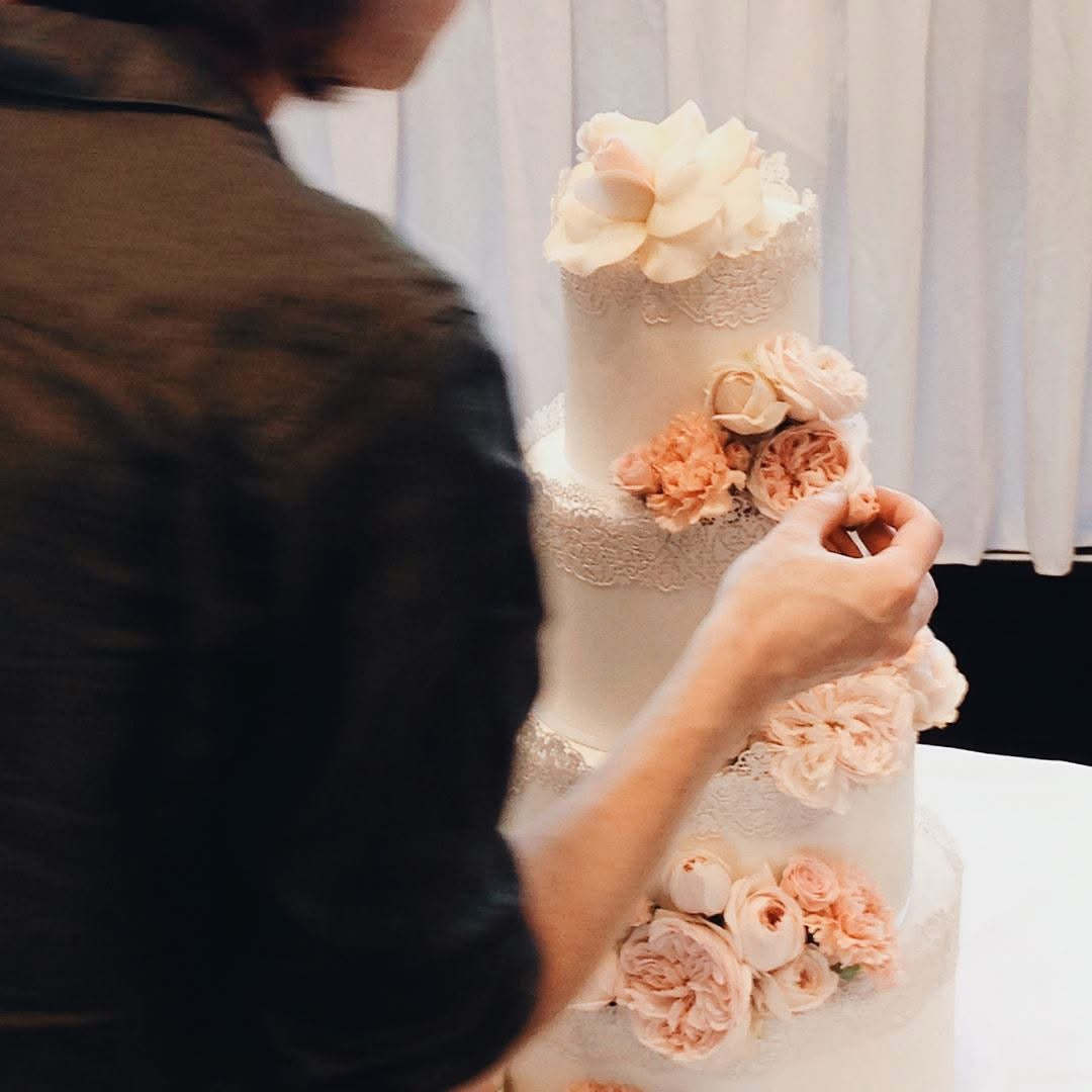 Cake flowers for weddings Studio Green Melbourne florist Floral Cake Topper